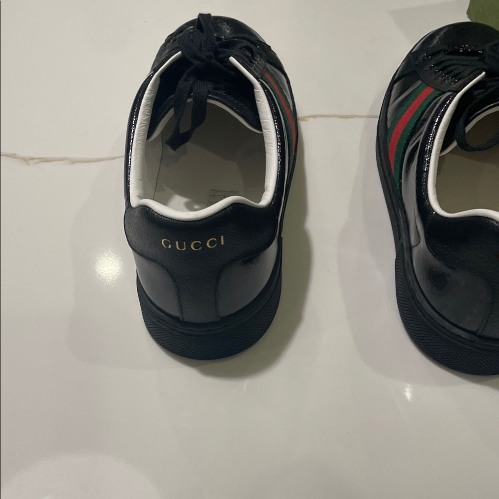 Gucci NWT Men's Patent Black Leather Ace Sneakers w/ Red & Green Stripes 9.5US - Picture 10 of 16